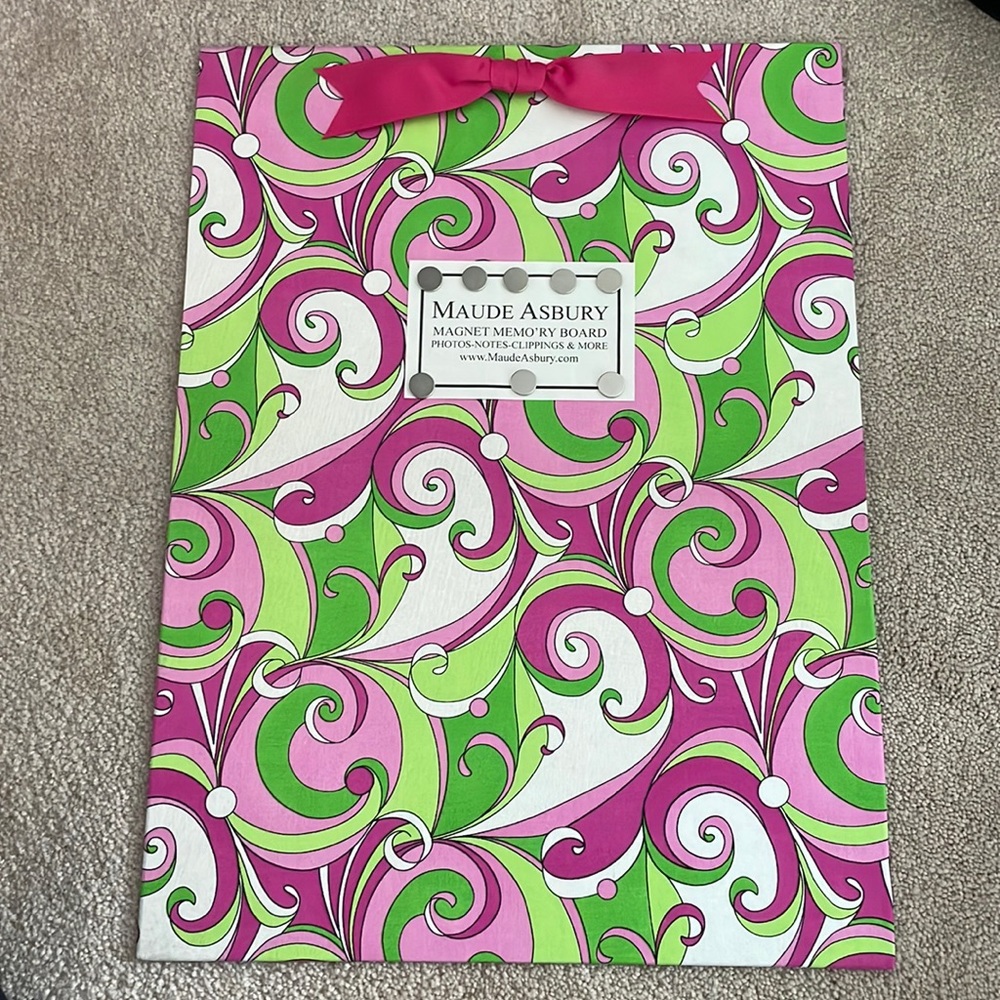 Maude Asbury Magnet Memo’ry Board